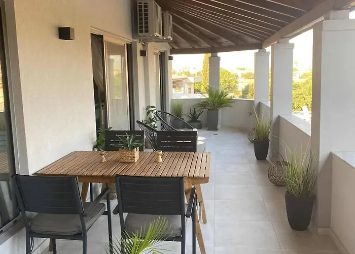 Andromache & Rafael's Nest Apartament Corfu (city)